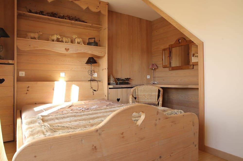 Ganze Wohnung, Ferienhaus in einem alten renovierten Bauernhof im Haut-Jura in Saint-Pierre (Jura), Regionaler Naturpark Hochjura
