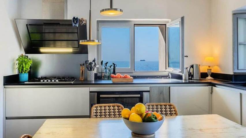 Gîte pour 9 personnes, avec balcon à Brando - 2