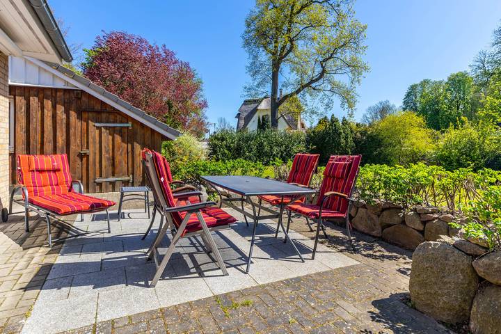 Ferienhaus für 8 Personen, mit Garten und Terrasse in Boltenhagen - 3
