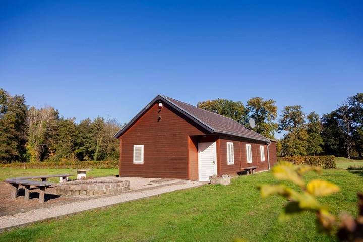 Ferienhaus für 6 Personen, mit Terrasse und Garten sowie Ausblick in Wassenberg