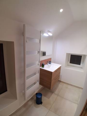 Ferme pour 7 Personnes dans Saint-Mamet-la-Salvetat, Région d'Aurillac, Photo 3