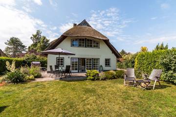 Strandhaus für 4 Personen, mit Garten in Ahrenshoop