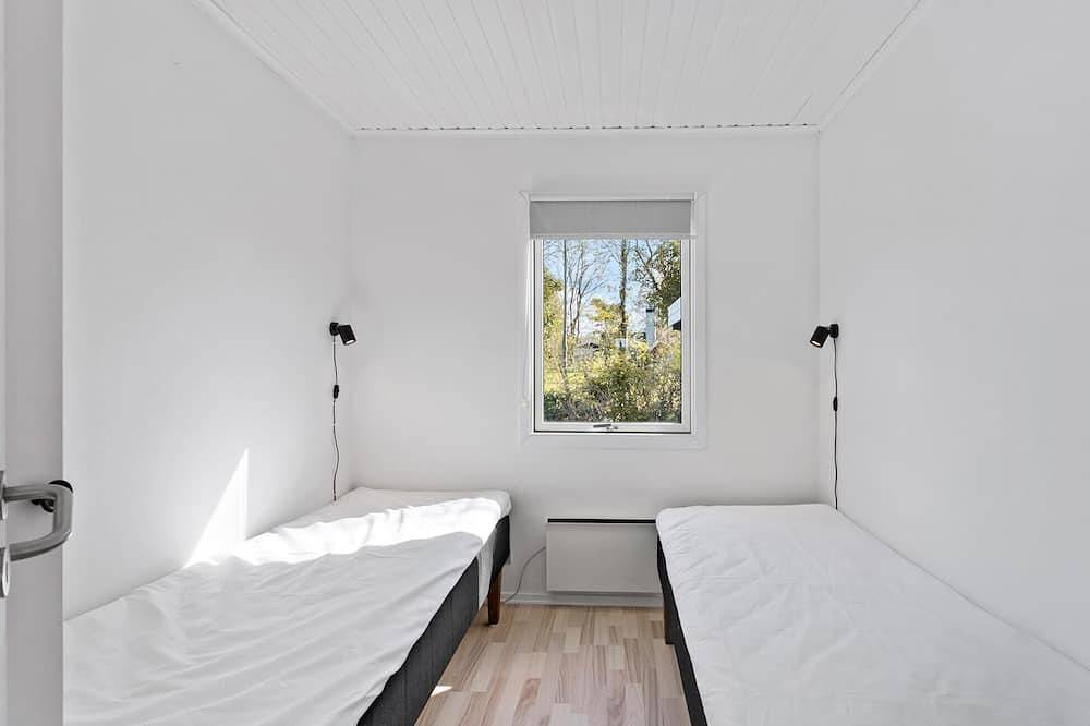 Gorgeous home in Svendborg with Wifi in Stenodden, Tåsinge