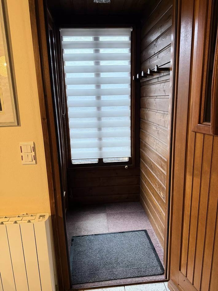 Gîte pour 6 personnes, avec jardin à Laveissière - 4