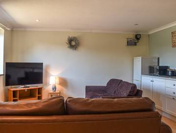 Holiday Home for 4 People in Fletching, High Weald, Photo 2