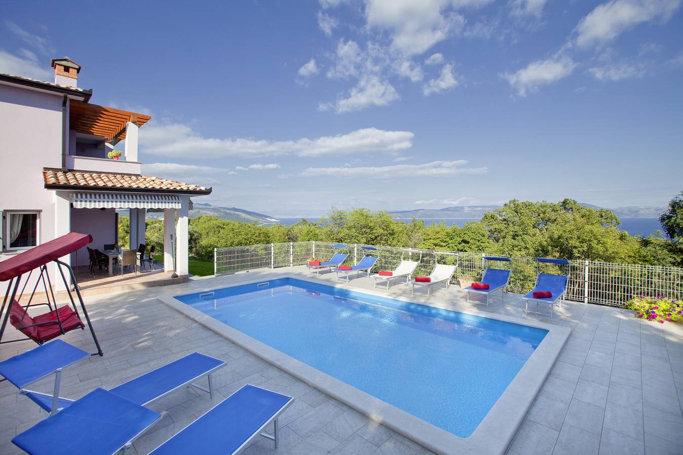 Casa vacanza a Crni a partire da 299€ a notte