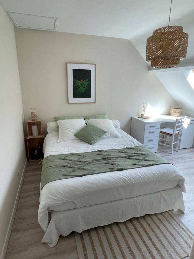 Double Room with Private Bathroom in Sucy-en-Brie, Val-de-Marne