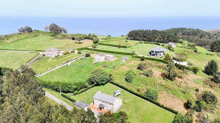 The Cliffs - Casa Cadaval in Ortigueira, Rías Altas