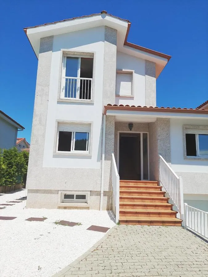 Casa de vacaciones para 15 personas, con vistas y jardín - 1
