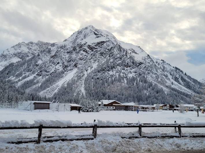Ferienwohnung für 4 Personen, mit Terrasse und Ausblick, kinderfreundlich in Tannheim (Tirol) - 3