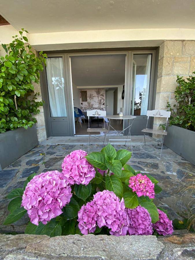 Appartement entier, Sea Lodge - Plage de Port Mer, Cancale in Cancale, Baie du Mont-Saint-Michel