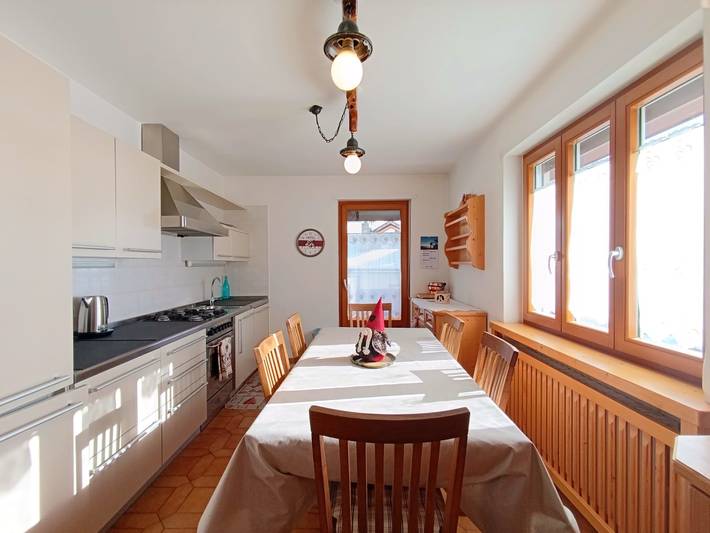 Appartamento per 6 persone, con balcone a Predazzo