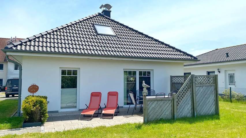 Ferienhaus für 6 Personen, mit Terrasse und Garten in Sassnitz