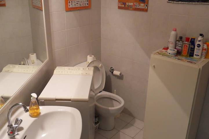 Apartamento entero, Apartamento céntrico de dos habitaciones, 2 balcones grandes, a 100 m de la playa, estacionamiento, tenis. in Beaulieu-sur-Mer, Costa mediterránea (Francia)