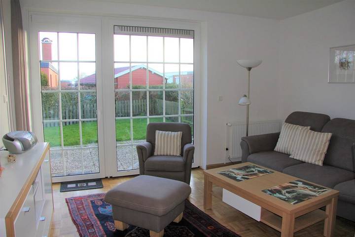 Ferienhaus für 4 Personen, mit Terrasse und Garten in Dornumersiel - 3