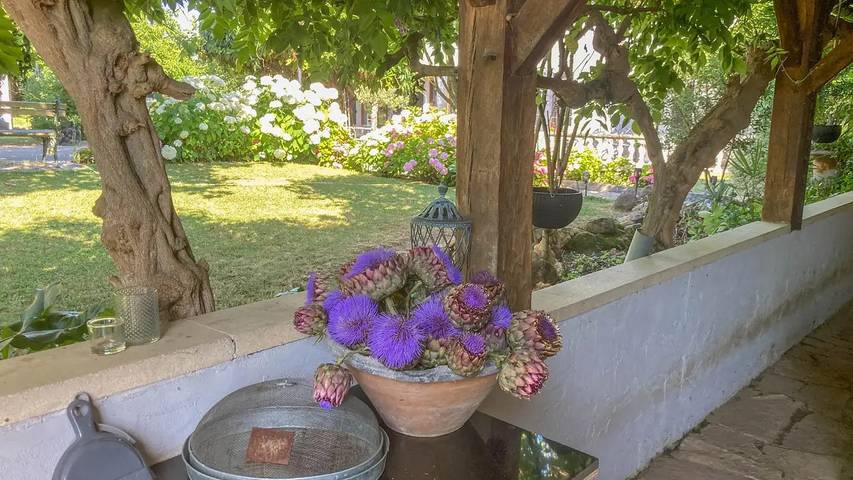 Location de vacances pour 7 personnes, avec Terrasse ainsi que Jardin et Piscine à Mazeyrolles - 3