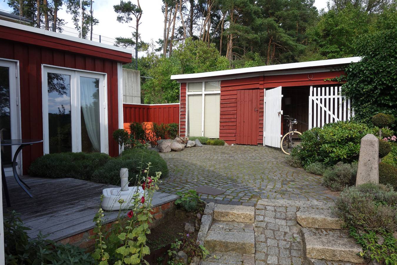 Ferienhaus 'Waren An Der Müritz' mit Seeblick, privater Terrasse und Wlan in Waren (Müritz), Müritz