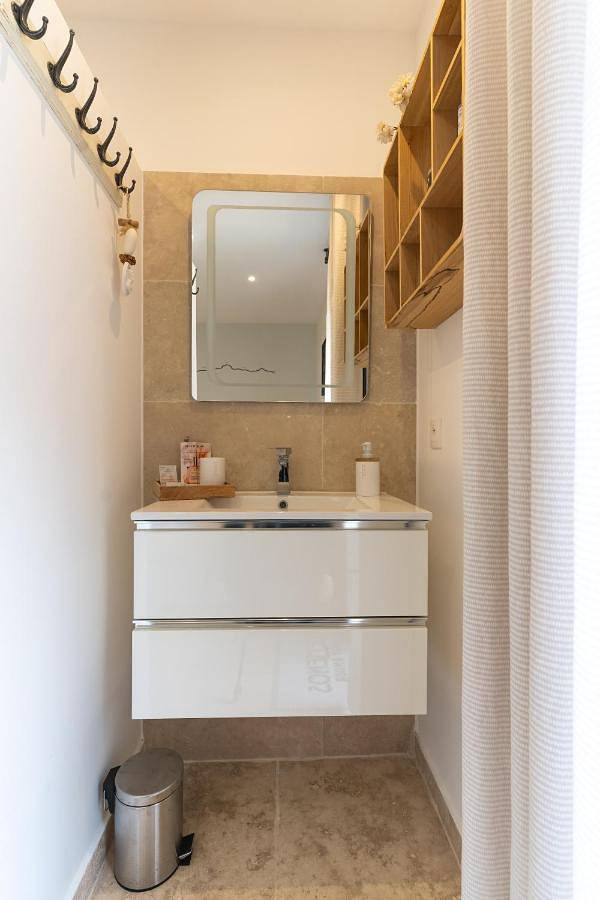 Chambre d’hôte pour 2 personnes, avec terrasse à Gémenos - 4