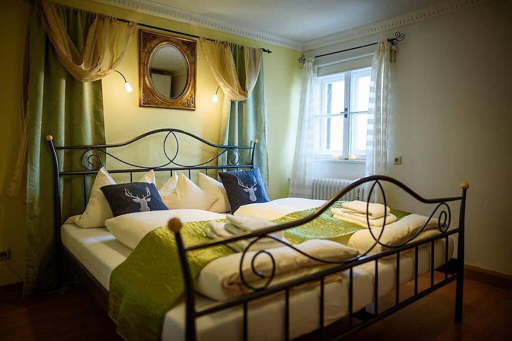 Landhäuschen auf Klostergut mit Bergblick mitten in der Natur, südl.v.München! in Huglfing, Pfaffenwinkel