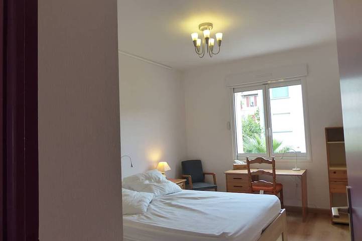 Apartamento entero, Apartment on the edge of the Old Town, 2.3 km from the beach. in La Côte Vermeille, Argelès-sur-Mer