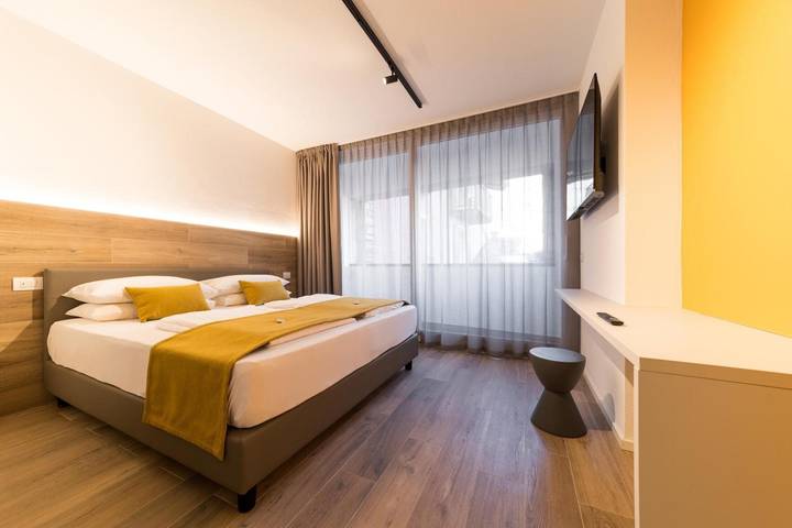 Ferienwohnung für 6 Personen, mit Balkon in Nago-Torbole