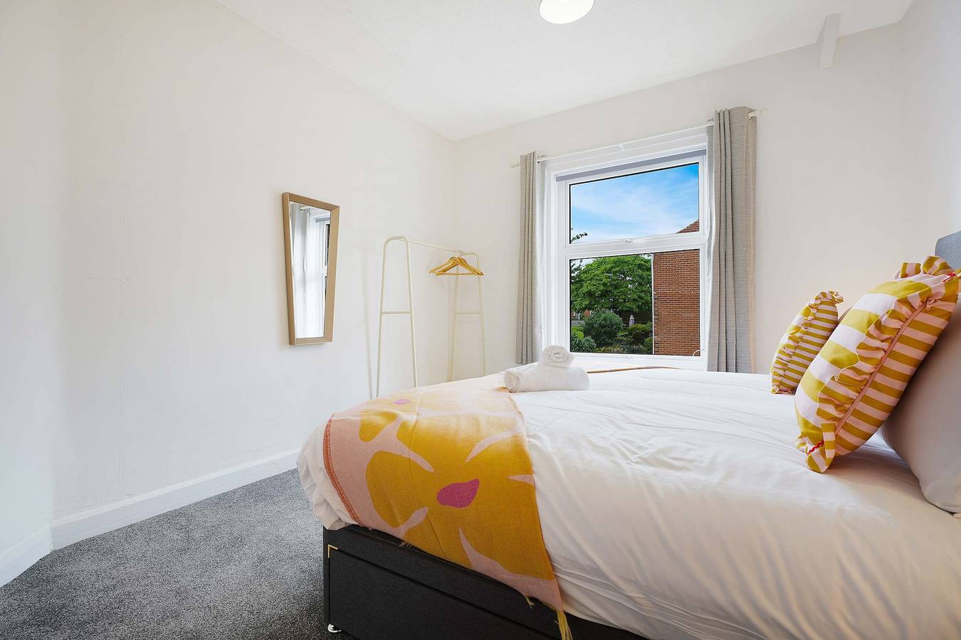 Modern 3Br Washington sleeps 6 by Stay With Us in Sunderland