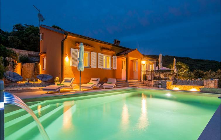 Ferienhaus für 8 Personen, mit Terrasse, mit Haustier auf Cres - 2