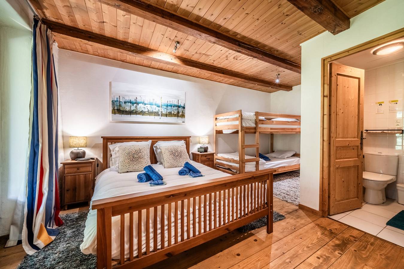Zimmer 'Elisthur Chambre N°3' mit Bergblick, privater Terrasse und Wi-Fi in Saint-Jean-d'Aulps, Les Portes du Soleil