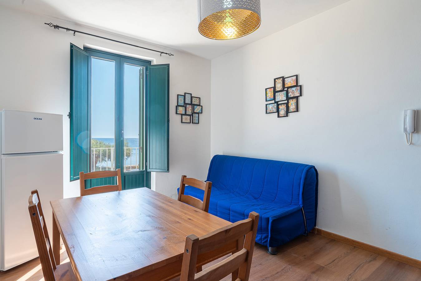 Appartement entier, Appartement 'Scirocco Vue Mer' avec balcon, Wi-Fi et climatisation in Marzamemi, Pachino