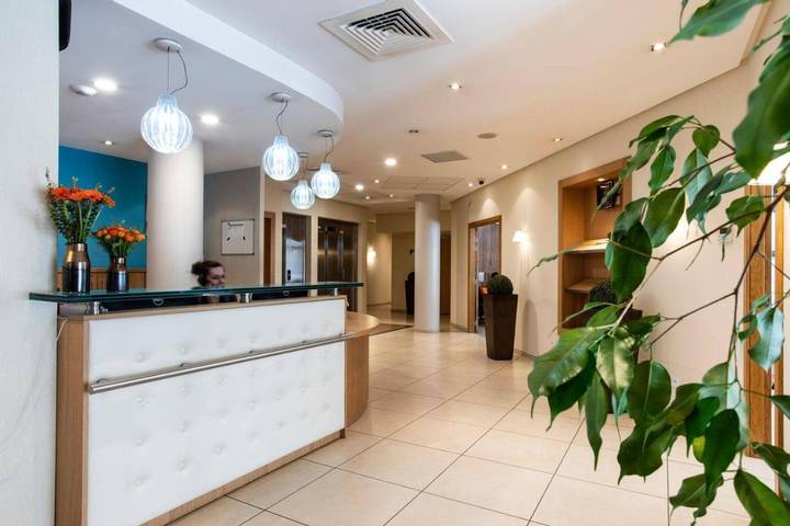 Appart’hôtel pour 2 personnes, avec Terrasse et Jardin