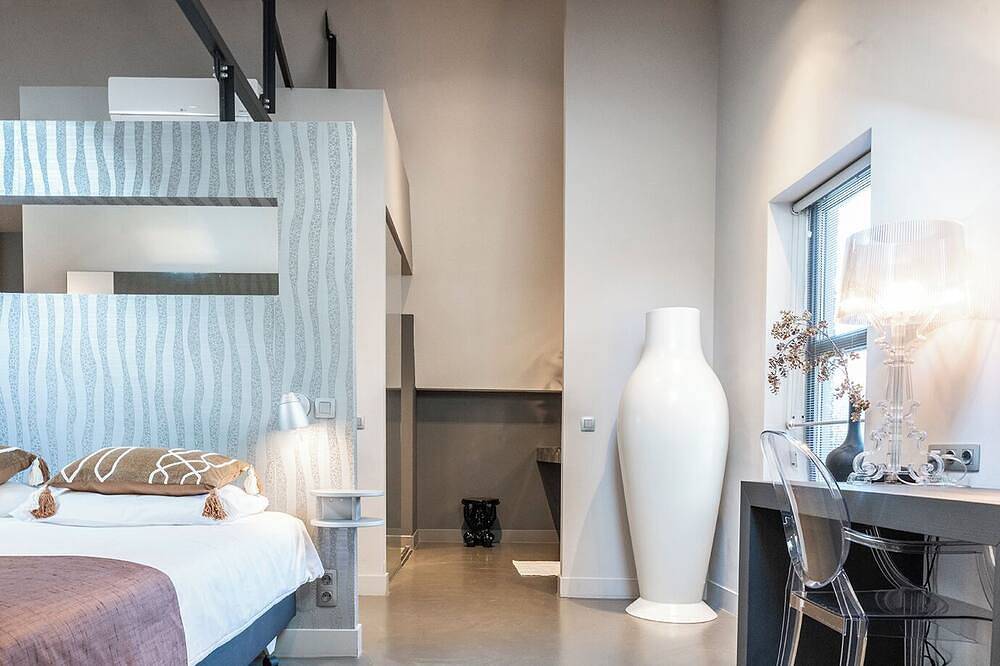 Ganze Wohnung, Nur wenige Minuten vom Hotel Oss und den kulturellen Highlights von Oss entfernt, bietet unser Zimmer einfachen Zugang zum Bahnhof, zu Restaurants und lokalen Sehenswürdigkeiten – ideal für alle, die Oss übernachten möchten. in Oss, Nordbrabant
