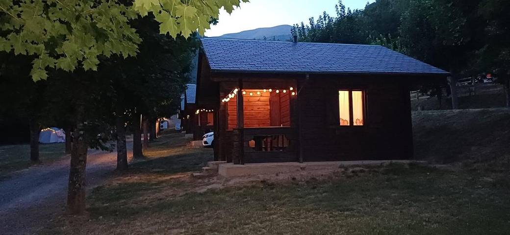 Hôtel pour 2 personnes, avec Terrasse ainsi que Jardin et Vue à Torla