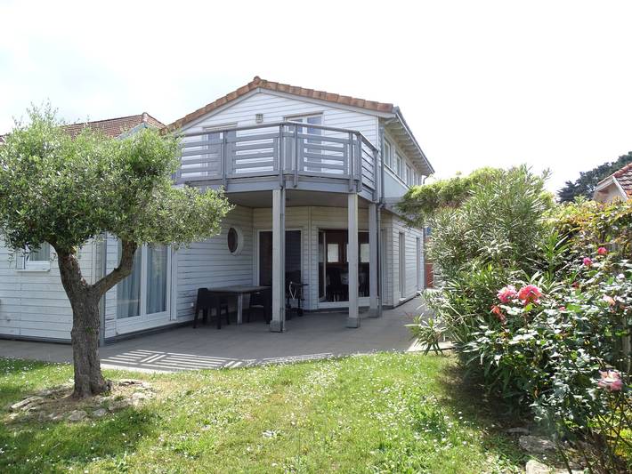 Gîte pour 8 personnes, avec Balcon ainsi que Terrasse et Jardin à Pornic