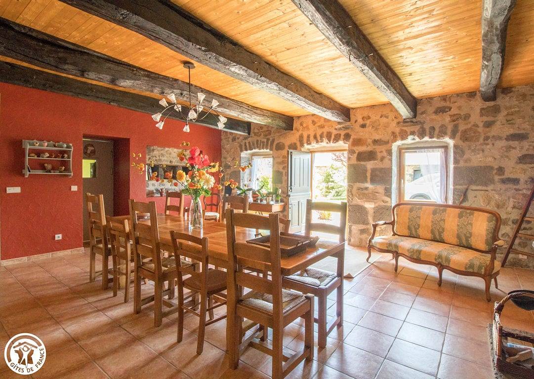 Chambres d'hôtes Le Coudi - Chambre Air in Saint-Pierre-le-Chastel, Regionaal natuurpark van de vulkanen van de Auvergne