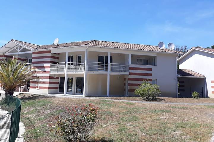 Ferienhaus für 6 Personen, mit Pool und Garten