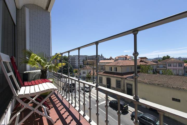 Casa de férias para 16 pessoas, com Varanda e Terraço e ainda Jardim em Miragaia (Porto)