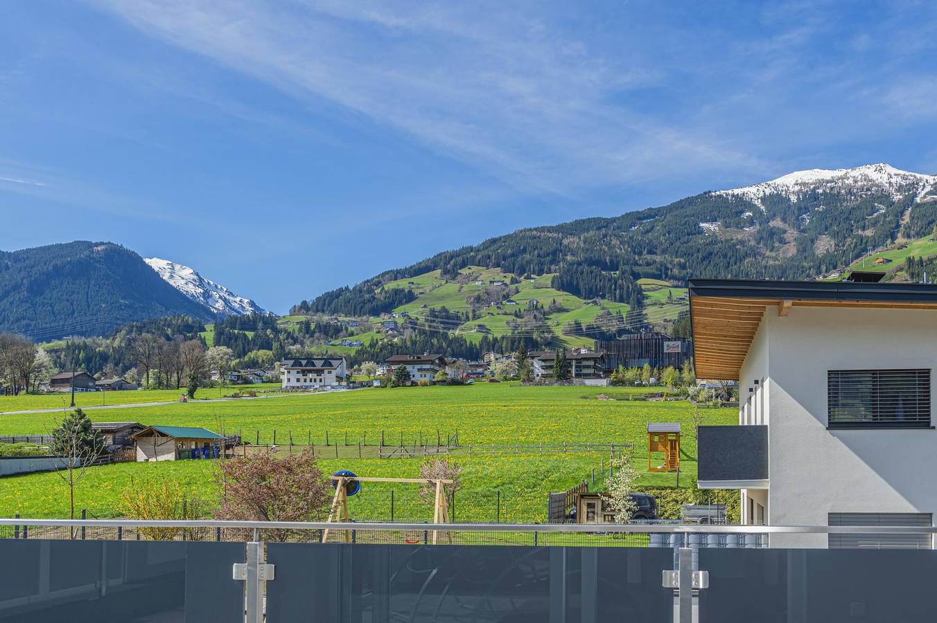 Haus 19 in Tuxer Alpen, Fügen