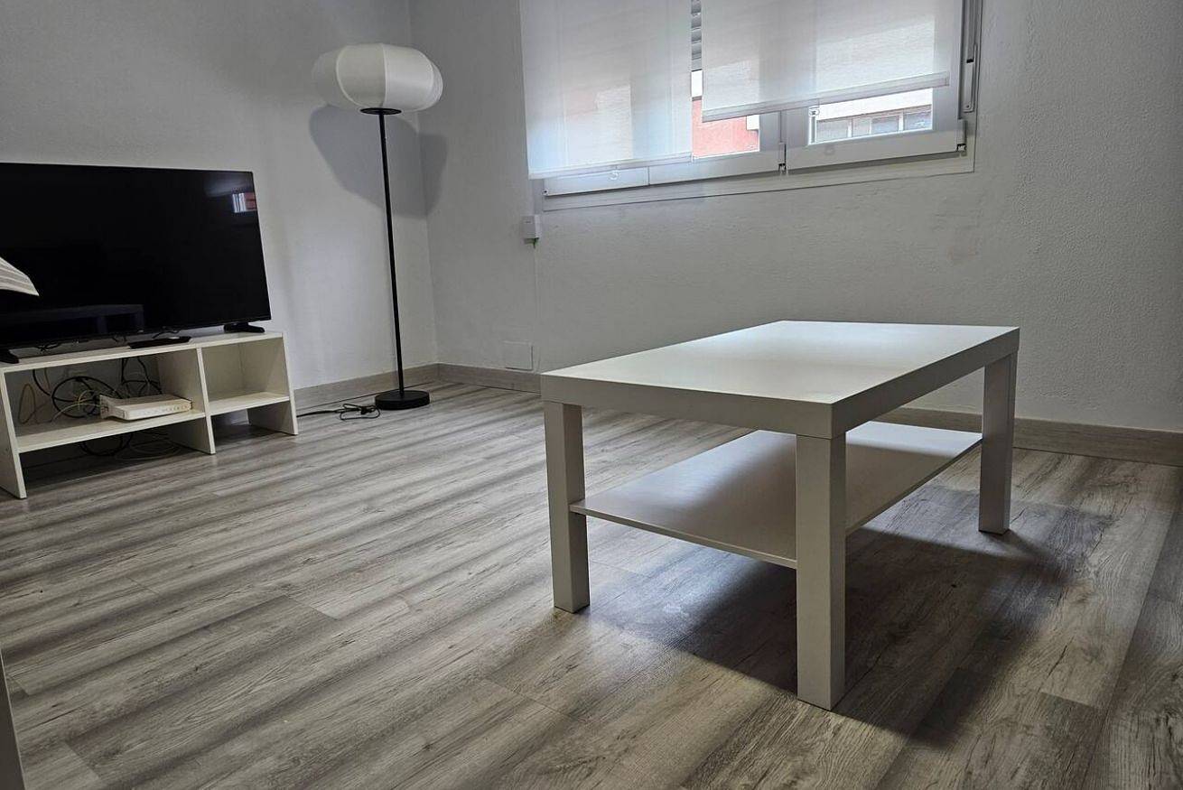Apartamento entero, 1A114 Apartamento moderno de 3 habitaciones in Gijón, Costa Verde