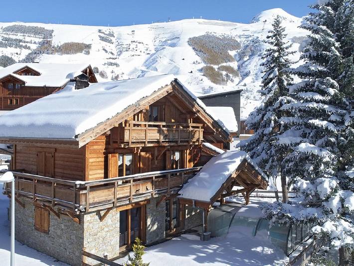 Chalet voor 14 personen, with balkon and sauna as well as zwembad, met huisdier in Les Deux Alpes