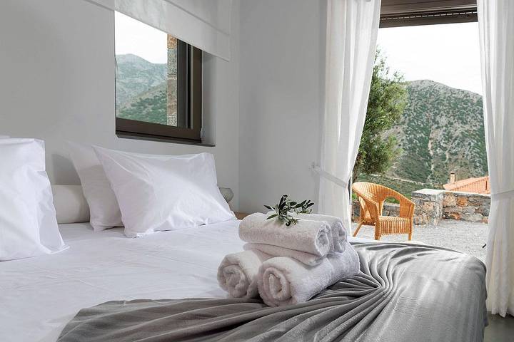 Location de vacances pour 10 personnes, avec piscine et balcon/terrasse à Agios Nikolaos - 3