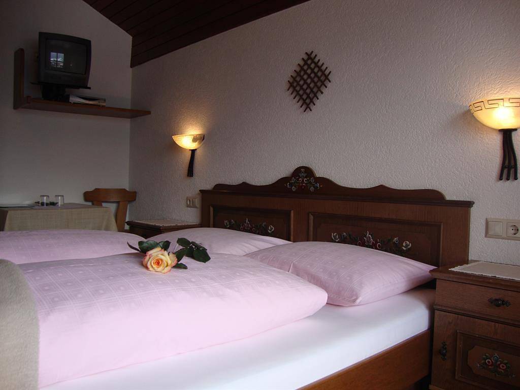 Ganze Ferienwohnung, Appartement &amp; Pension Krönhof in Bad Kleinkirchheim, Nockberge