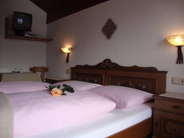 Ferienwohnung für 2 Personen, mit Garten und Ausblick sowie Balkon - 1