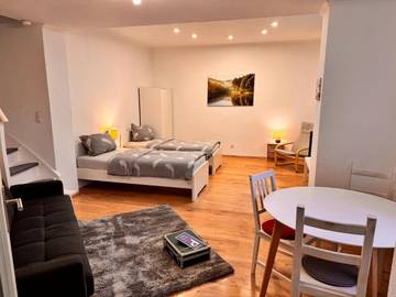 Gîte pour 2 personnes, avec terrasse et jardin à Bottrop