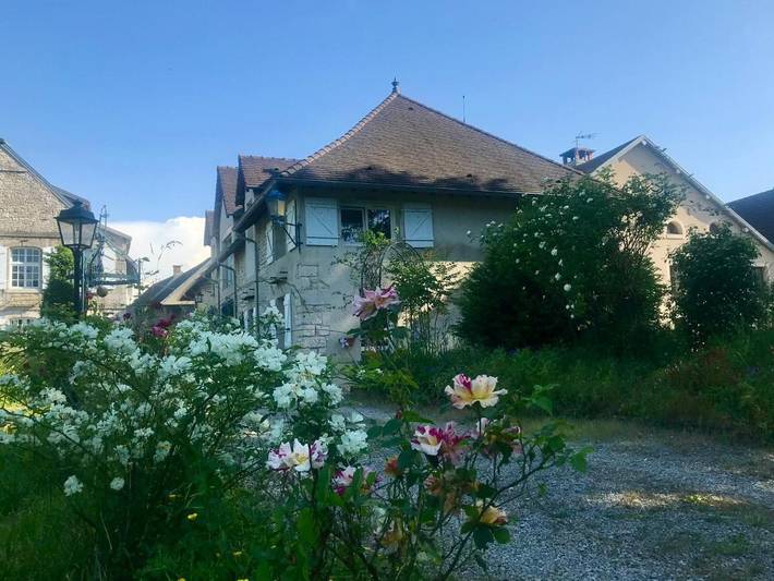 Location de vacances pour 6 personnes, avec jardin dans Cramans