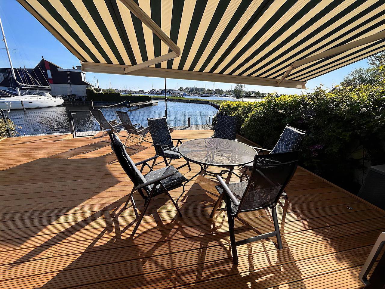 Park Brekkense Wiel 229 in Lemmer, Ijsselmeer