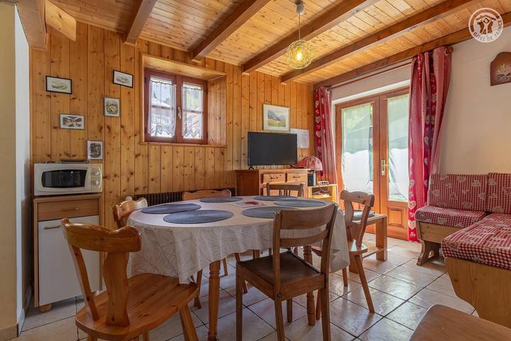 Gîte pour 6 personnes, avec terrasse, animaux acceptés - 1
