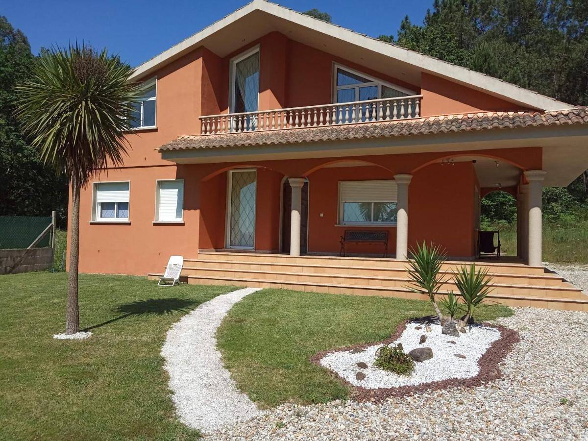 Casa silvosa in Tomiño, Costa de Galicia
