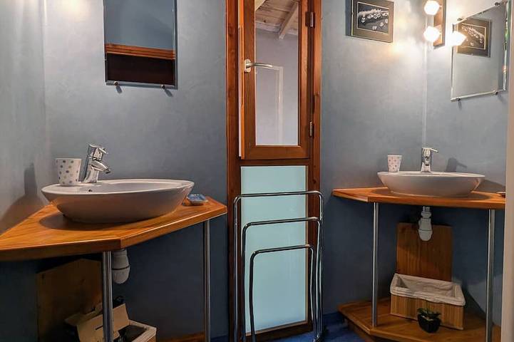 Gîte pour 6 personnes, avec jardin, animaux acceptés à Céaux-d'Allègre - 4