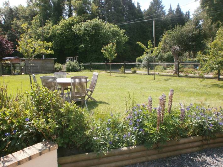 Gîte pour 4 personnes, avec Balcon ainsi que Terrasse et Jardin à Saint-Maclou