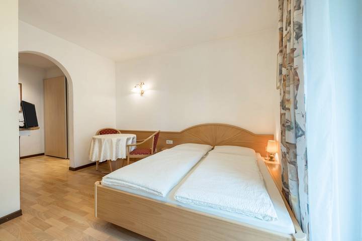 Entire apartment, Holiday Apartment "Residence Kronstein - 4" with Balcony, Shared Garden and Mountain View in Tisens, Nonsberg Group